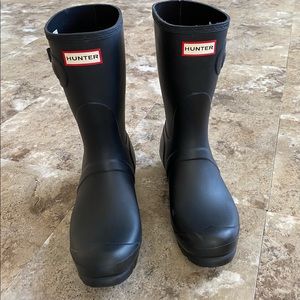 Black Mid Hunter Rain Boots